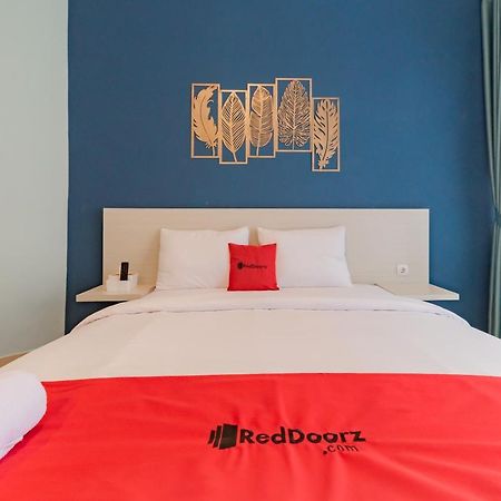 Reddoorz Plus Near Surapati Core Bandung Eksteriør bilde