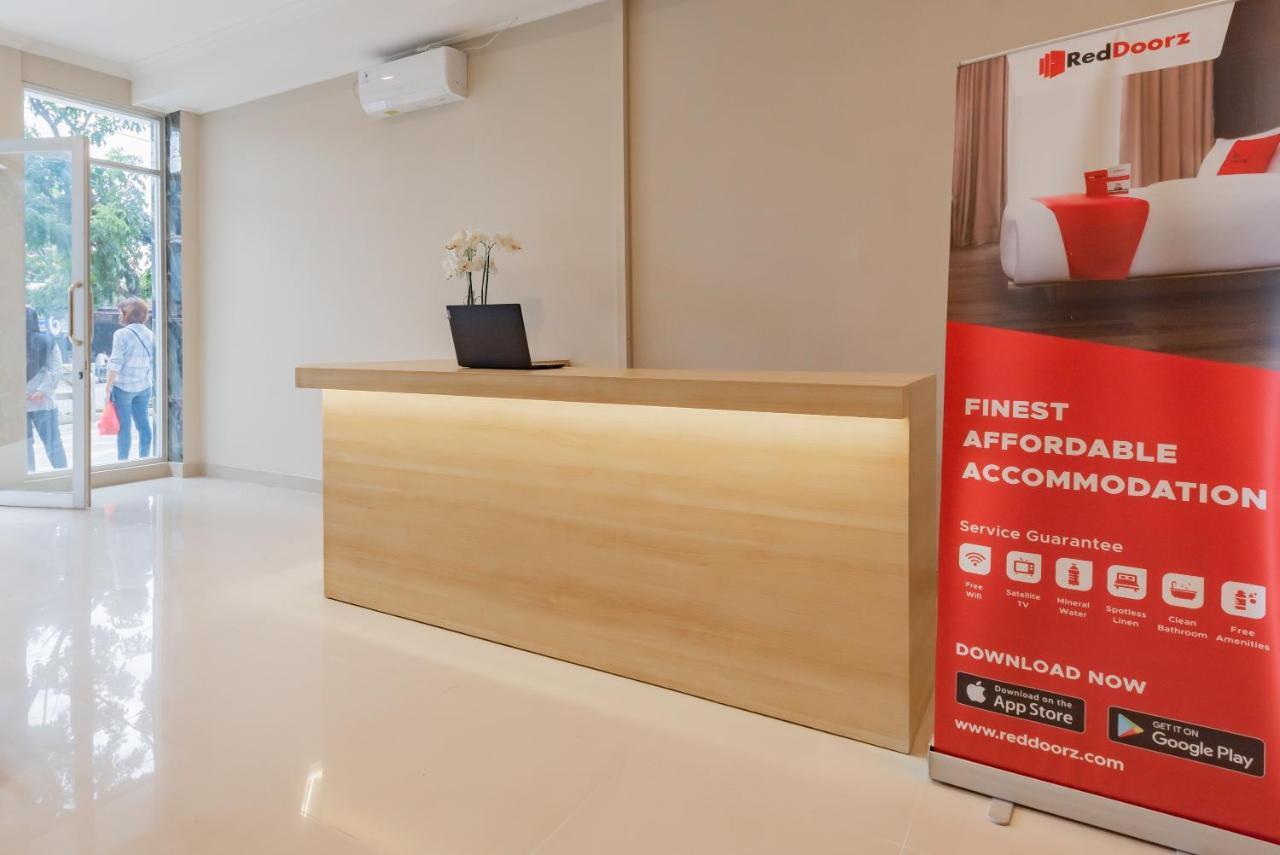 Reddoorz Plus Near Surapati Core Bandung Eksteriør bilde